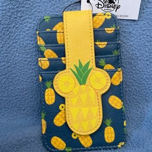 Disney Parks Pineapple Credit Card & ID Holder New with tags